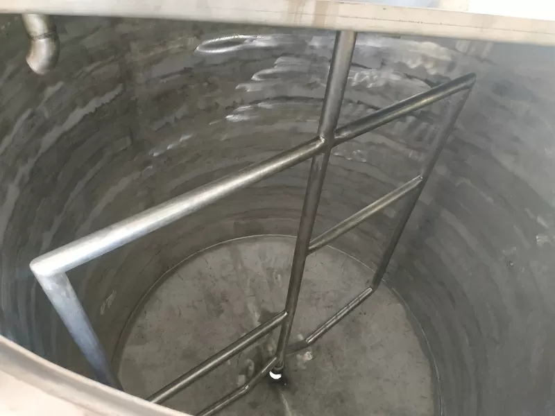 Резервуар для кисломолочных продуктов Я1-ОСВ-1000 2